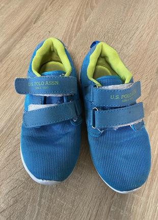 Летние кроссовки