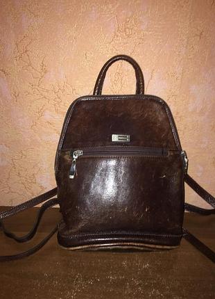 Кожаный рюкзак
