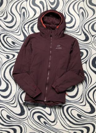 Женская куртка arcteryx atom