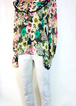 Ніжна красива блуза в квітковий принт від myleene klass5 фото