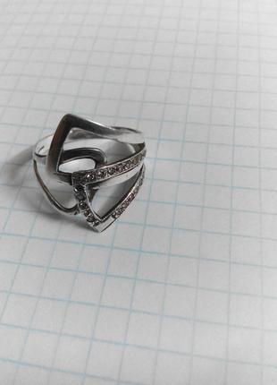 Серебряное кольцо крупное зигзаг удачи с фианитами6 фото