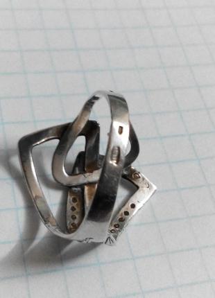 Серебряное кольцо крупное зигзаг удачи с фианитами9 фото