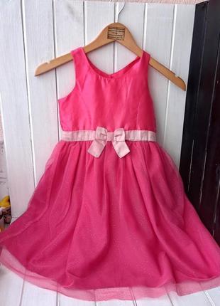 Ярко розовое платье h&m на 7-8 лет платьице