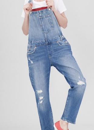 Джинсовый комбинезон levis