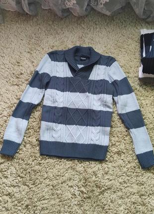 Кофта , светр