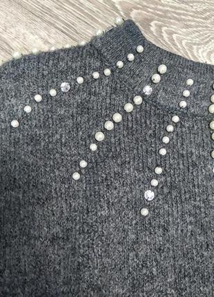 Женский теплый свитер с жемчугом tu4 фото
