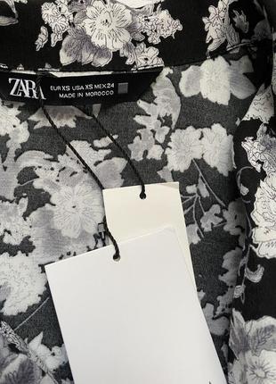 Платье в цветочный принт zara, размер xs/s8 фото