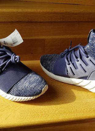 Чоловічі кросівки adidas originals tubular doom