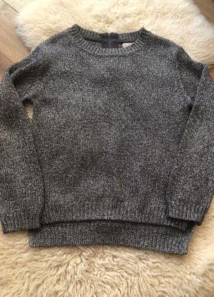 Свитер