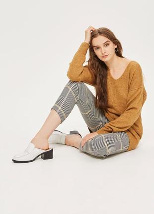 Стильные брюки в клетку с защипами у пояса topshop.6 фото