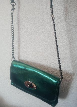 Шикарна шкіряна сумочка смарагдового кольору