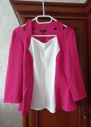 Дуже гарна жіноча блузка