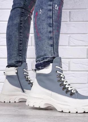 Ботинки женские на платформе eternity голубые с белым на шнуровке и молнии