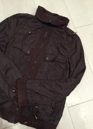 Куртка коричневая
