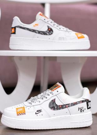 Кожаные, крутые, белые кроссовки nike air force white just do it3 фото