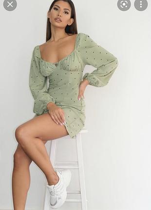 Красивое платье в горошек 6