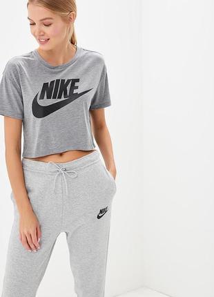 Футболка nike essential cropped оригінал4 фото