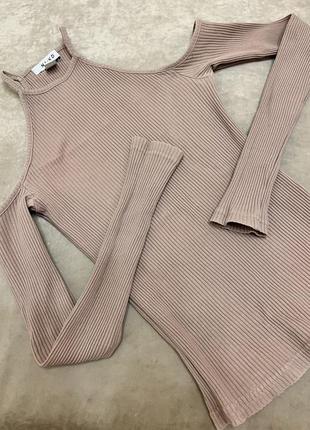 Кофточка в рубчик