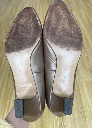 Туфлі жіночі човники золотисті мідні шкіряні 25,5 см3 фото