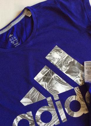 Женская футболка adidas оригинал  размер m