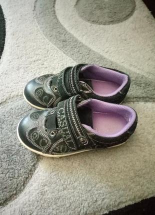 Продам классные кожаные полуботинки antilopa для девочки