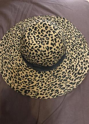 Стильна брендовий капелюх , mango