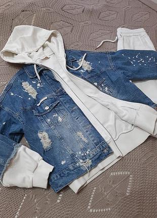 Спортивний костюм