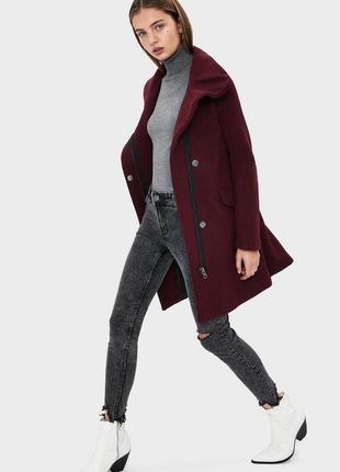 Пальто bershka