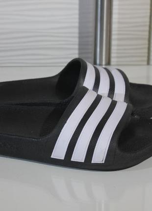 Шльопанці adidas