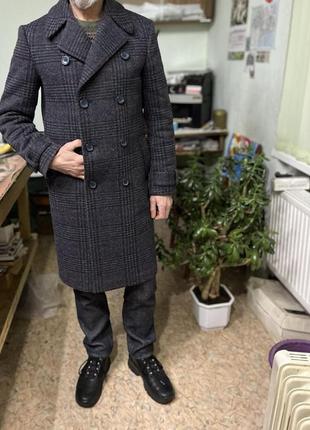 Модное мужское пальто 2022