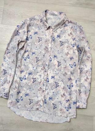 Блуза у метелика