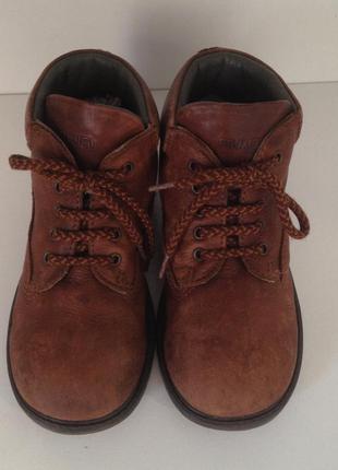 Черевики primigi,нат шкіра,р. 29,індія