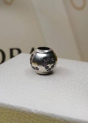 Шарм стерлинговое серебро 925 проба цирконий надпись love любовь камешки на буквах маленькие шарик шар пандора