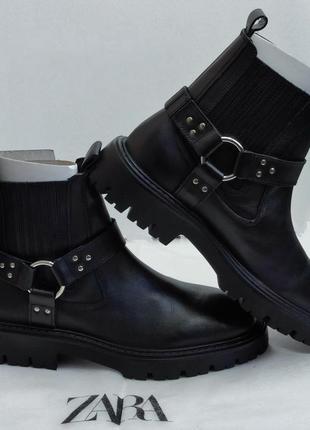 Кожаные ботинки  zara в байкерском стиле6 фото