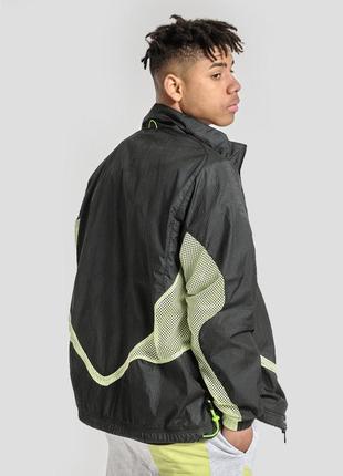 Куртка вітровка nike jordan Maniere 23 engineered