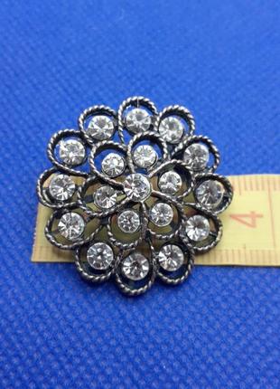 Брошь европа