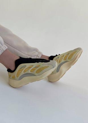 Кросівки adidas yeezy 700 v37 фото
