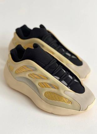 Кросівки adidas yeezy 700 v39 фото