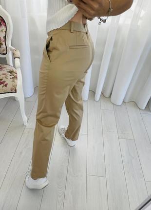 Uniqlo бежевые хлопковые укороченные брюки чиносы6 фото