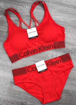 Комплект женский  calvin klein - 2 в 1  ( топ + слипы) распродажа