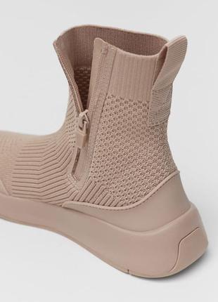 Хайтопы сникерсы зара чулок высокий носок