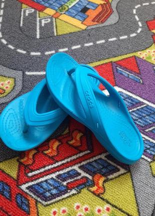 Сланці, шльопанці, в'єтнамки c10 crocs classic flip