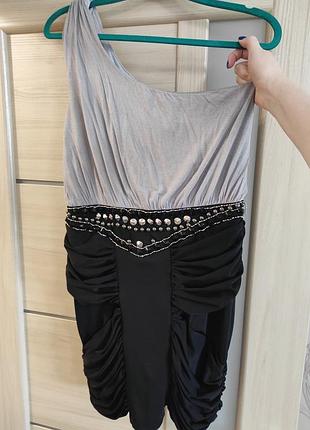 Нарядное платье