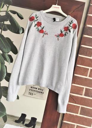 Модный сropp-свитер с вышивкой h&m s2 фото