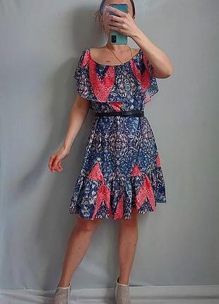 Хорошее платье от boohoo