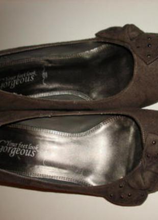 Сірі туфлі new look 26см 40-41р