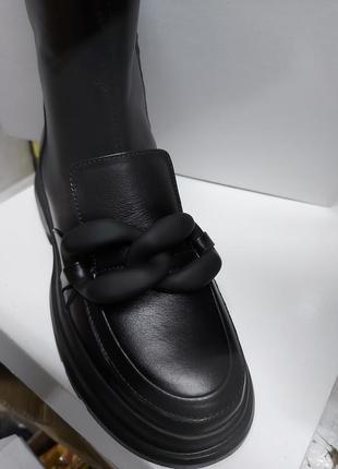 Крутые демисезонные ботинки из черной натуральной  кожи4 фото