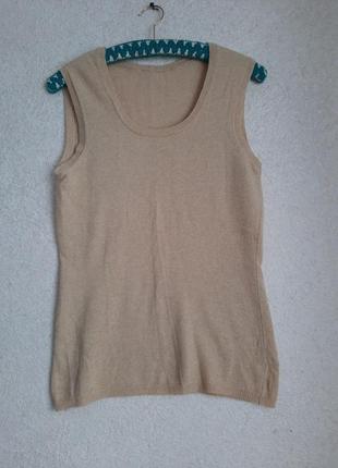 Мягусенькая жилетка