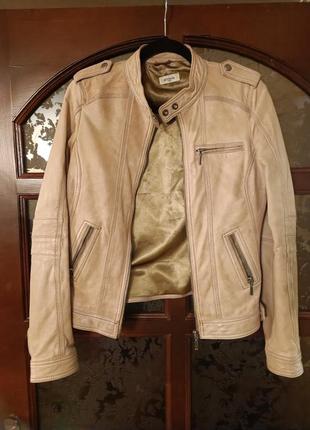 Куртка шкіряна