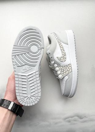 Кросівки air jordan 1 low premium ‘elephant print’ кроссовки2 фото